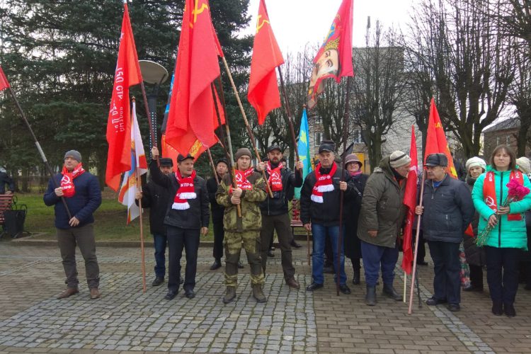 Жители Черняховска почтили память знаменитого полководца