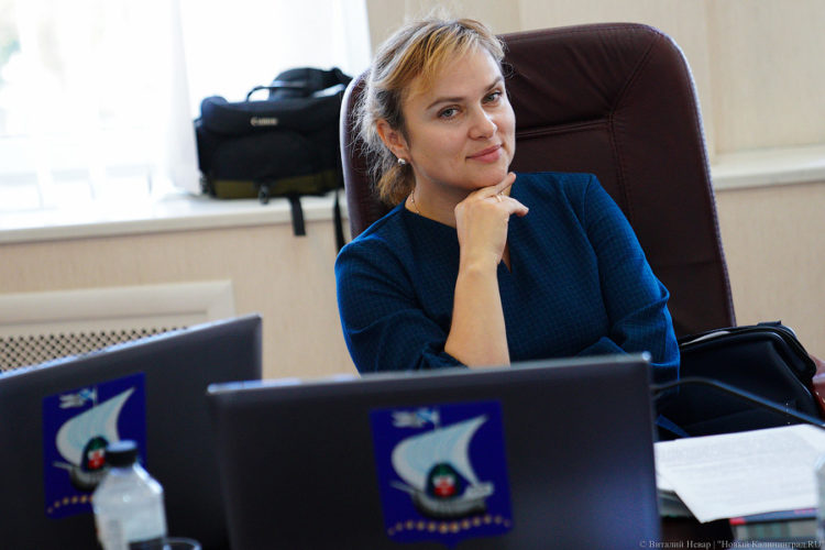 В Калининграде задержана депутат-коммунист Елена Гладилина