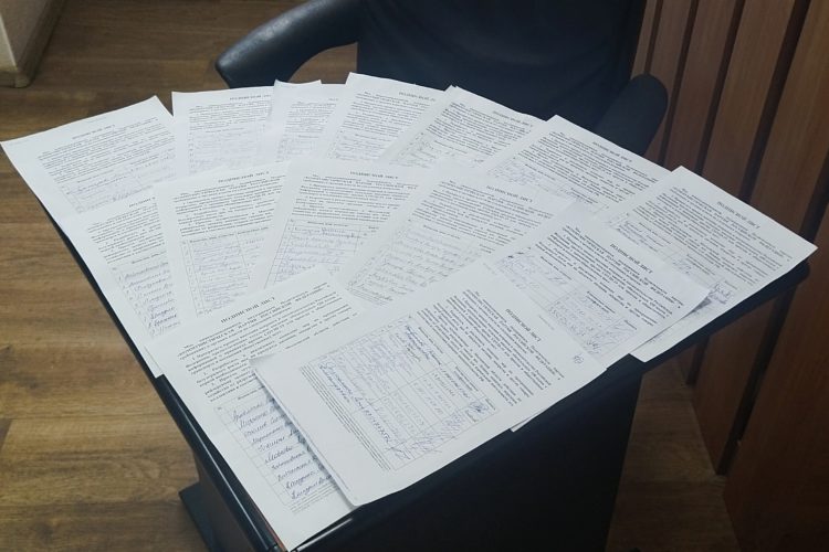Калининградские коммунисты собирают подписи против внедрения QR-кодов