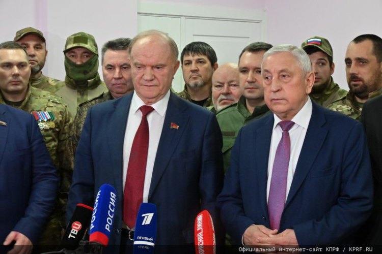 Г.А. Зюганов и Н.М. Харитонов встретились с участниками СВО в совхозе имени Ленина